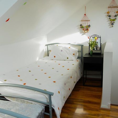 5 Bedroom House Near Cardiff City. Exteriér fotografie
