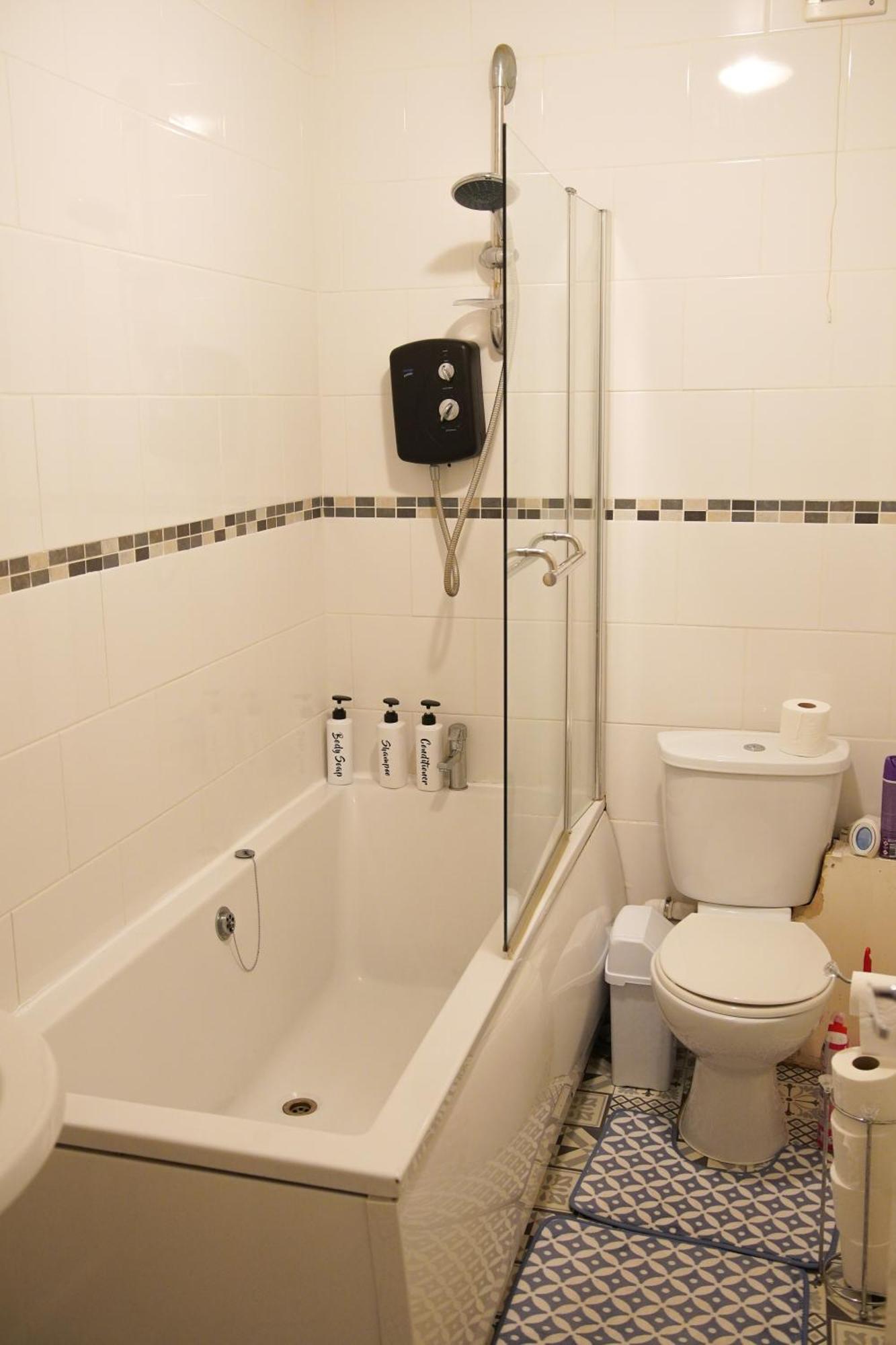 5 Bedroom House Near Cardiff City. Exteriér fotografie