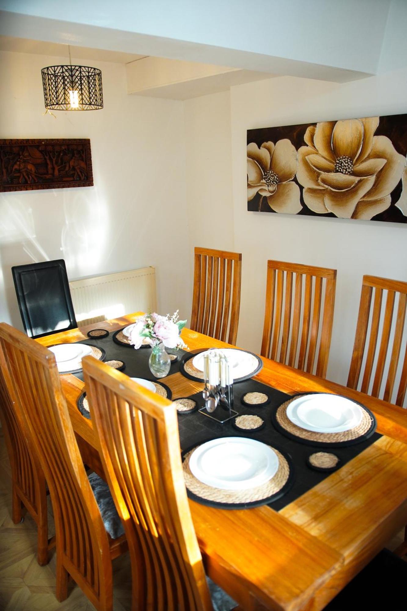 5 Bedroom House Near Cardiff City. Exteriér fotografie