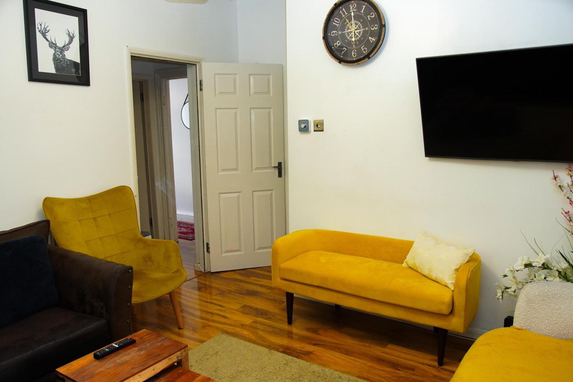 5 Bedroom House Near Cardiff City. Exteriér fotografie